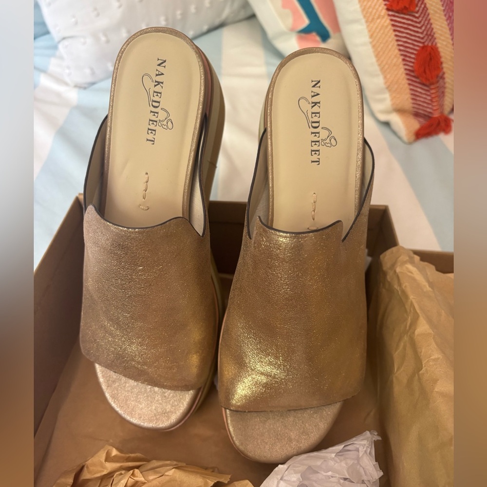 Naked Feet Metallic Gold Platform Slide with Layered Tan Sole - Picture 8 of 11